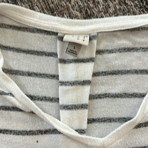 Grey and cream striped top - Picture 2 of 2